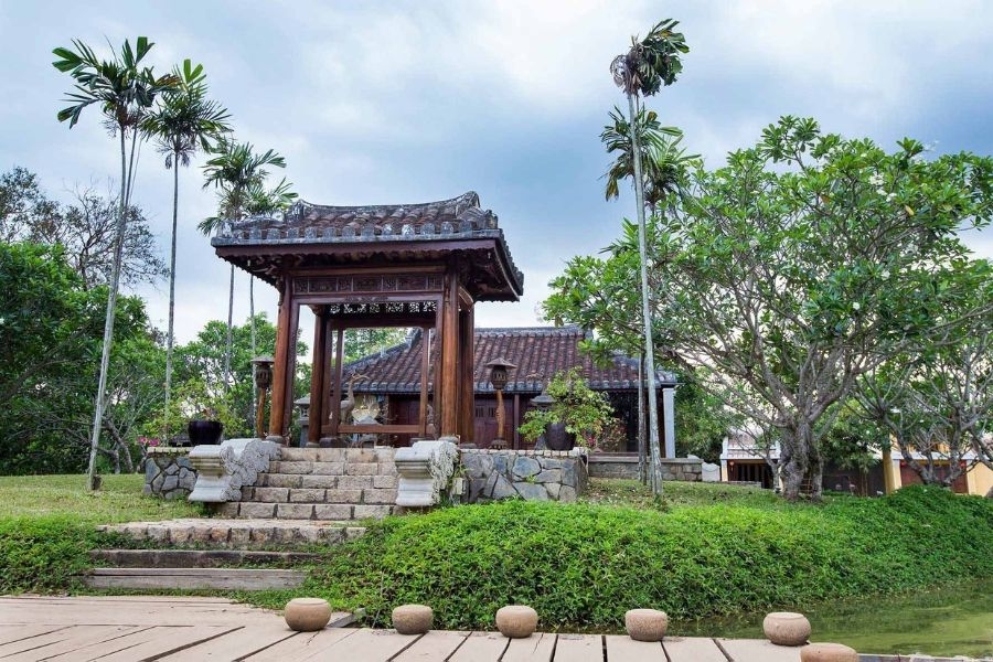 Kiến trúc nhà rường Quảng Nam hòa quyện với không gian Nam Bộ tại Bảo tàng Áo Dài
