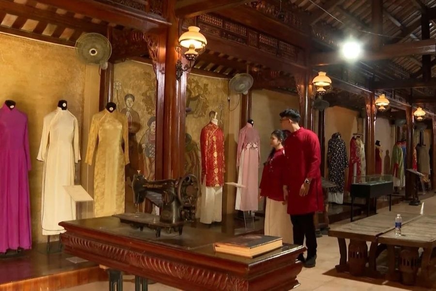 Bảo tàng Áo Dài đón tiếp du khách đến tham quan và tìm hiểu