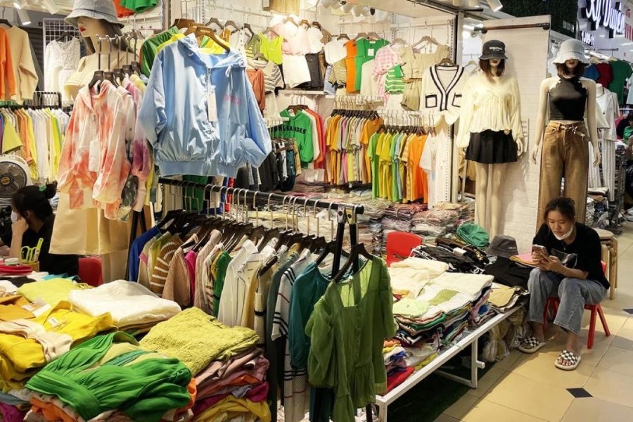 Kinh nghiệm khách lẻ hãy trả giá thấp hơn khoảng 20–30% so với giá chào bán
