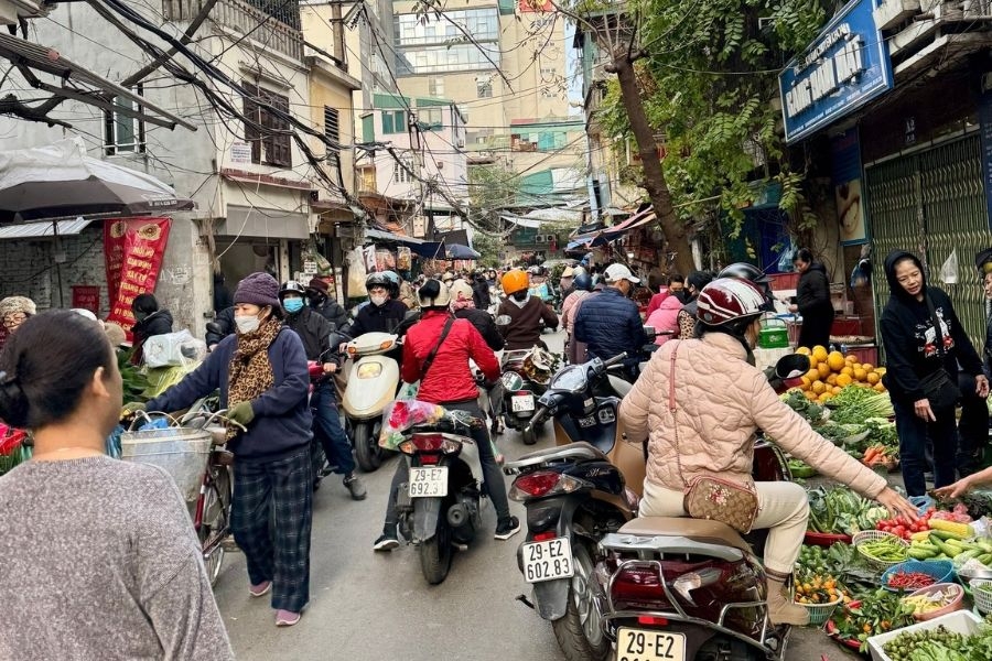 Chú ý bảo quản tài sản cá nhân để có trải nghiệm trọn vẹn tại chợ Nam Đồng