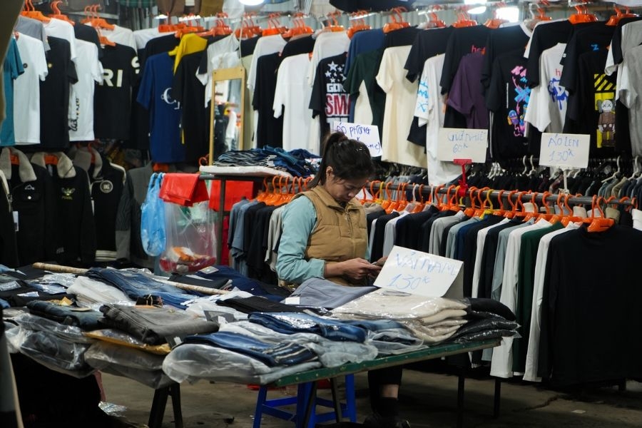 Chợ Phùng Khoang có bán sỉ số lượng lớn theo nhu cầu khách hàng (Nguồn ảnh: Internet)