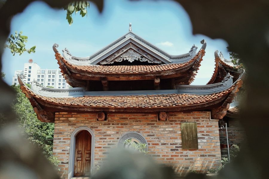 Kiến trúc của chùa Kim Liên tựa như một đài hoa sen nở