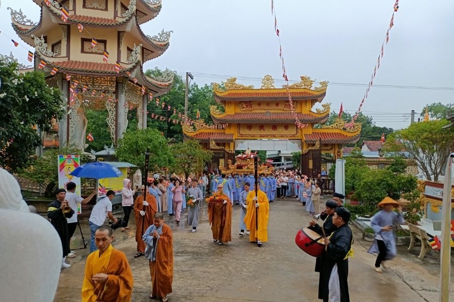 Đại lễ Phật Đản được tổ chức long trọng tại chùa Phổ Quang