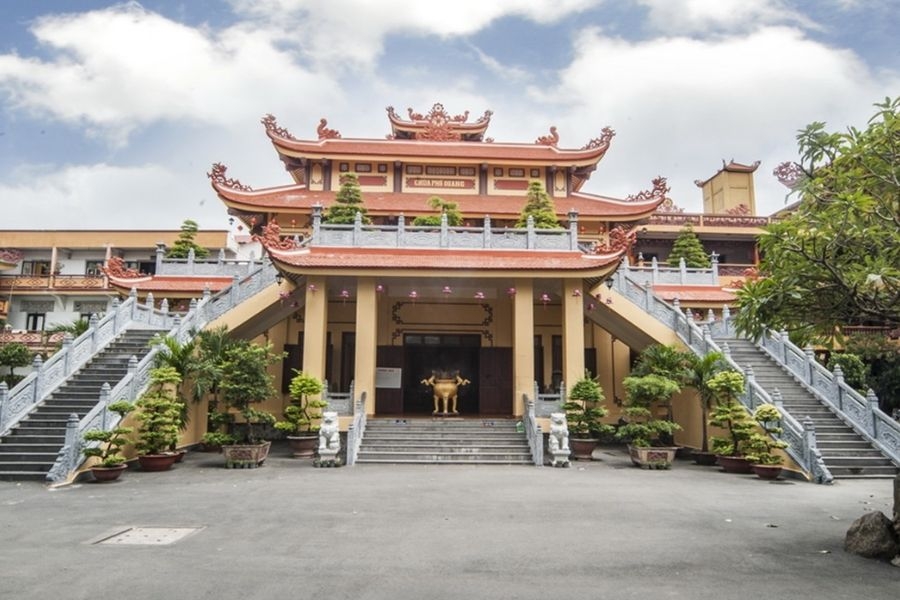 Chùa Phổ Quang sở hữu không gian thanh tịnh giữa lòng thành phố