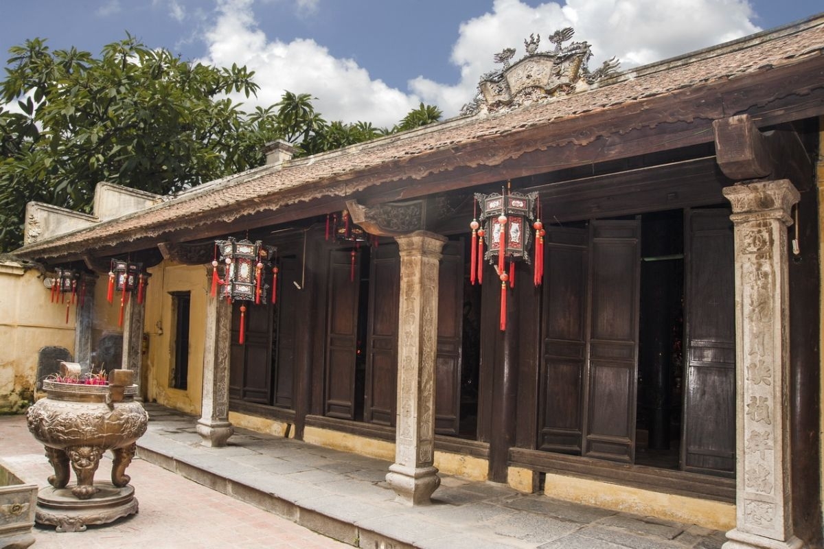 Không gian sinh hoạt Phật giáo tạo cảm giác đơn sơ và gần gũi cho du khách