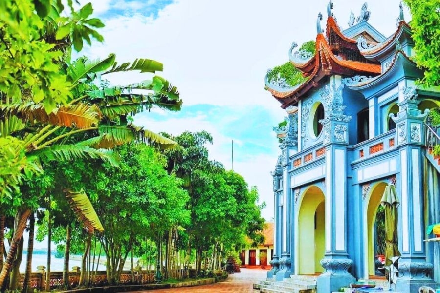 Phủ Tây Hồ chốn linh thiêng bên Hồ Tây, nơi người Hà Nội gửi gắm lời cầu an