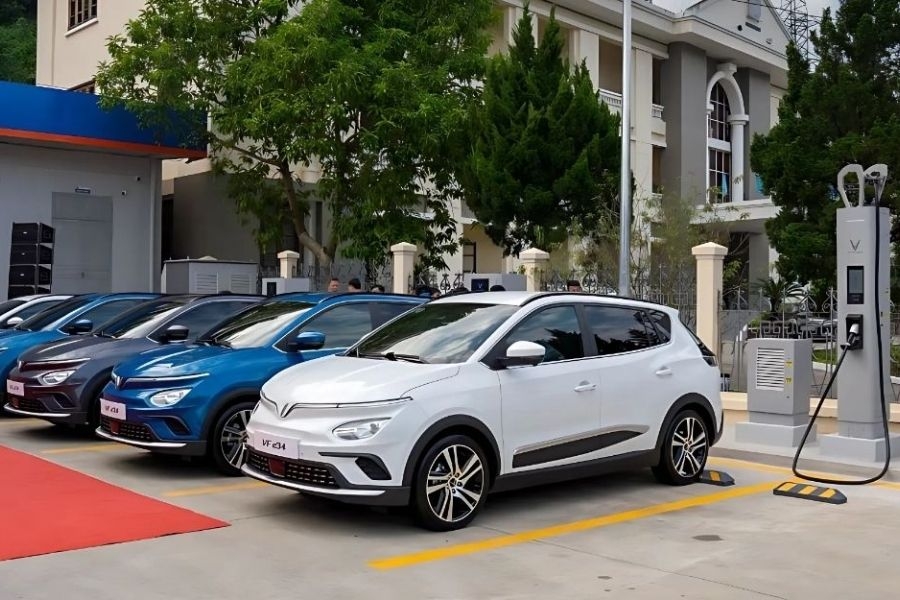 Kiểm tra khả năng tiếp nhận sạc của xe