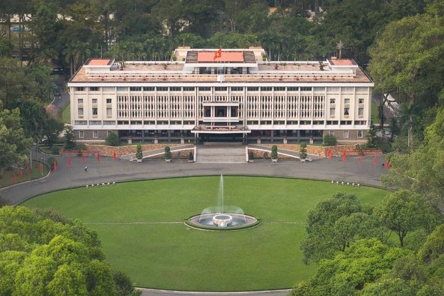 Dinh Độc Lập - Biểu tượng lịch sử và kiến trúc truyền thống phương Đông ấn tượng