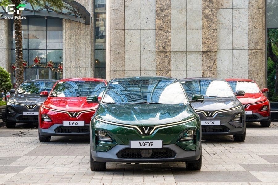 Thuê xe điện vi vu Hà Nội tại Green Future 