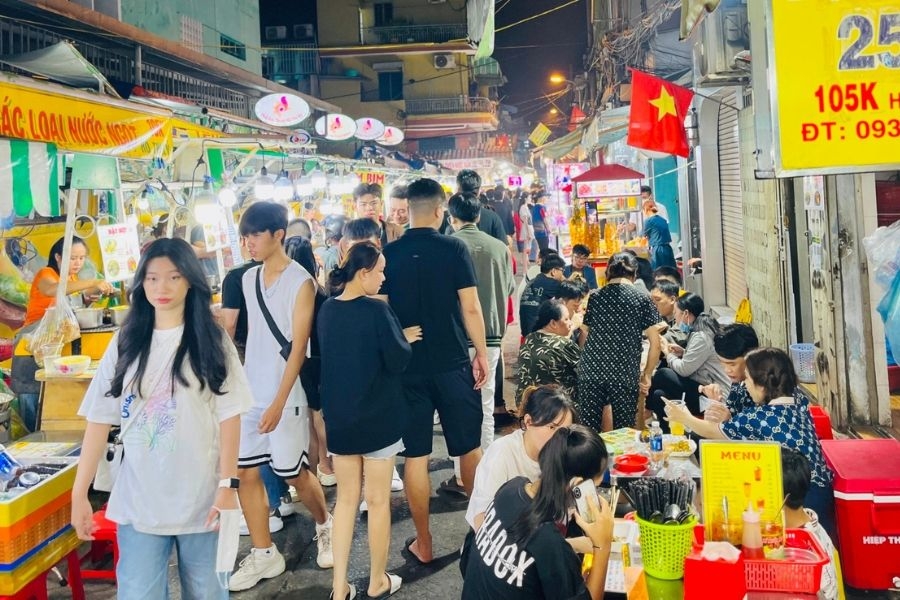 Nên chọn những quán ăn uy tín được đánh giá cao