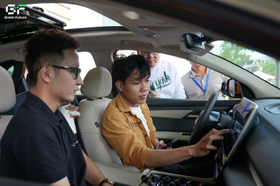 Người mua nên lái thử xe trước khi quyết định