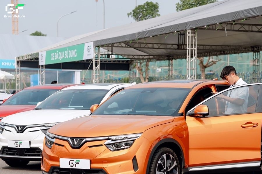 Xe lướt vẫn được hưởng chính sách bảo hành dài hạn theo chuẩn VinFast