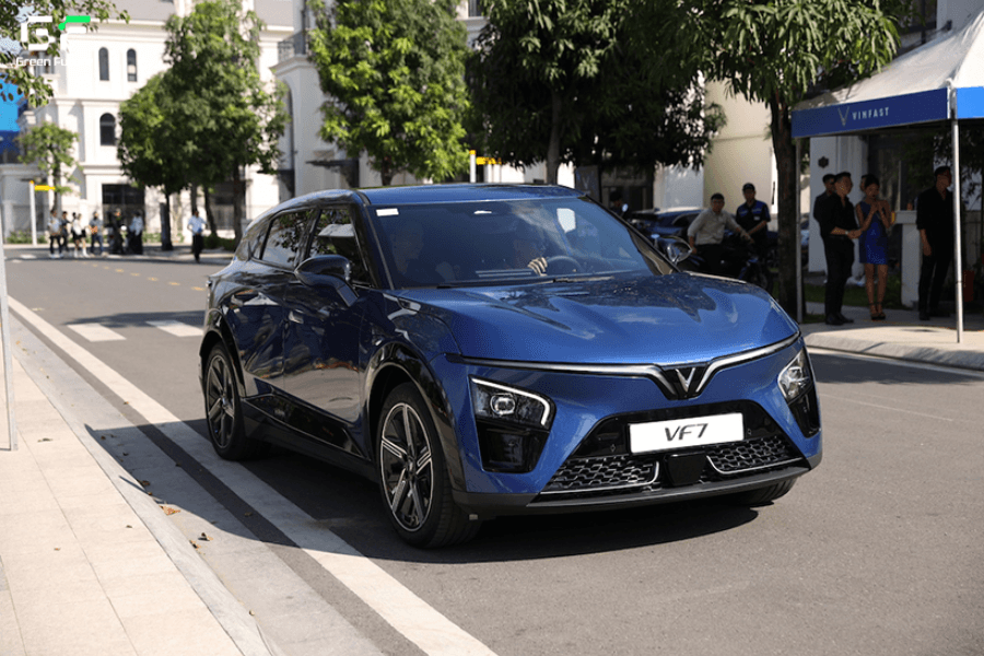 Giá thuê xe 2 ngày 1 đêm tại Green Future thay đổi phụ thuộc vào loại xe, thời gian thuê và dịch vụ đi kèm