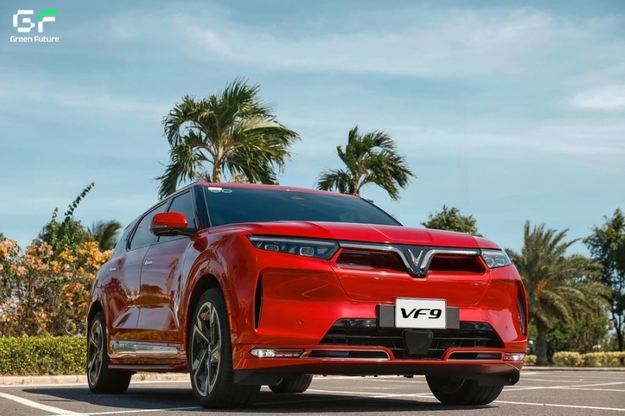 VF 9 Eco là mẫu SUV 7 chỗ mạnh mẽ, phù hợp cho những chuyến đi dài