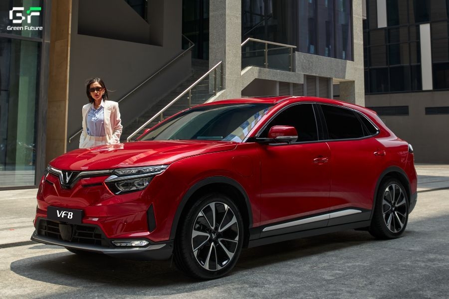 Kiểm tra xe kỹ và đọc rõ hợp đồng trước khi thuê xe du lịch Quảng Bình