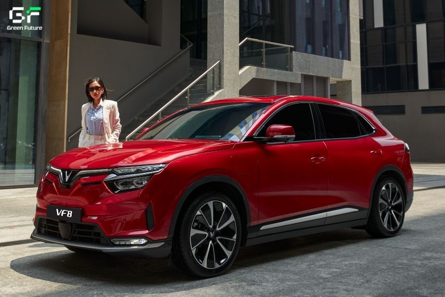 VF 8 sang trọng dành cho những cuộc gặp gỡ đối tác