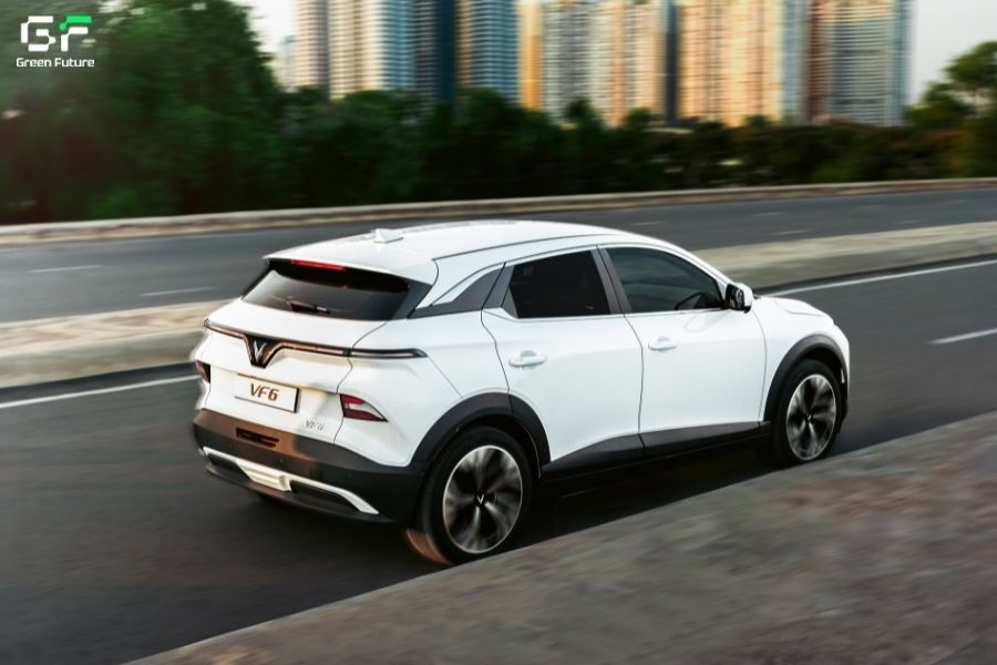 thuê xe tự lái Hoàng Mai Hà Nội VF 6S phù hợp cho gia đình