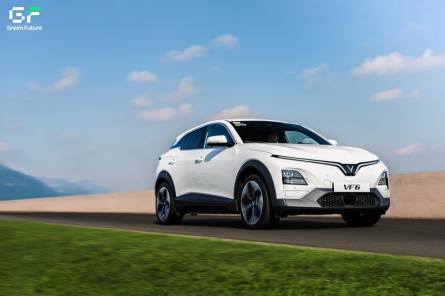 VF 6S thiết kế trẻ trung và hiệu suất mạnh mẽ, lý tưởng cho nhóm bạn nhỏ