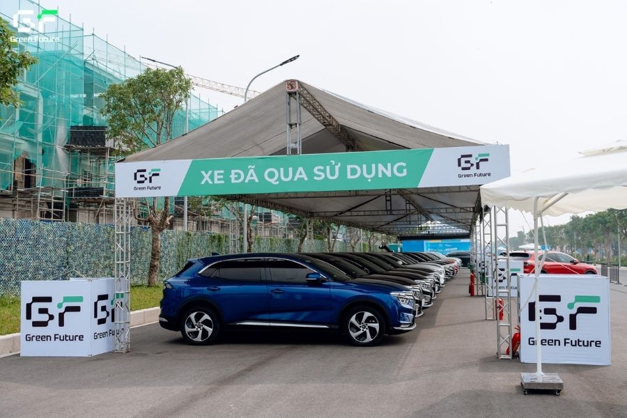 Khách hàng mua xe VF 9 cũ tại Green Future được hưởng nhiều ưu đãi hấp dẫn