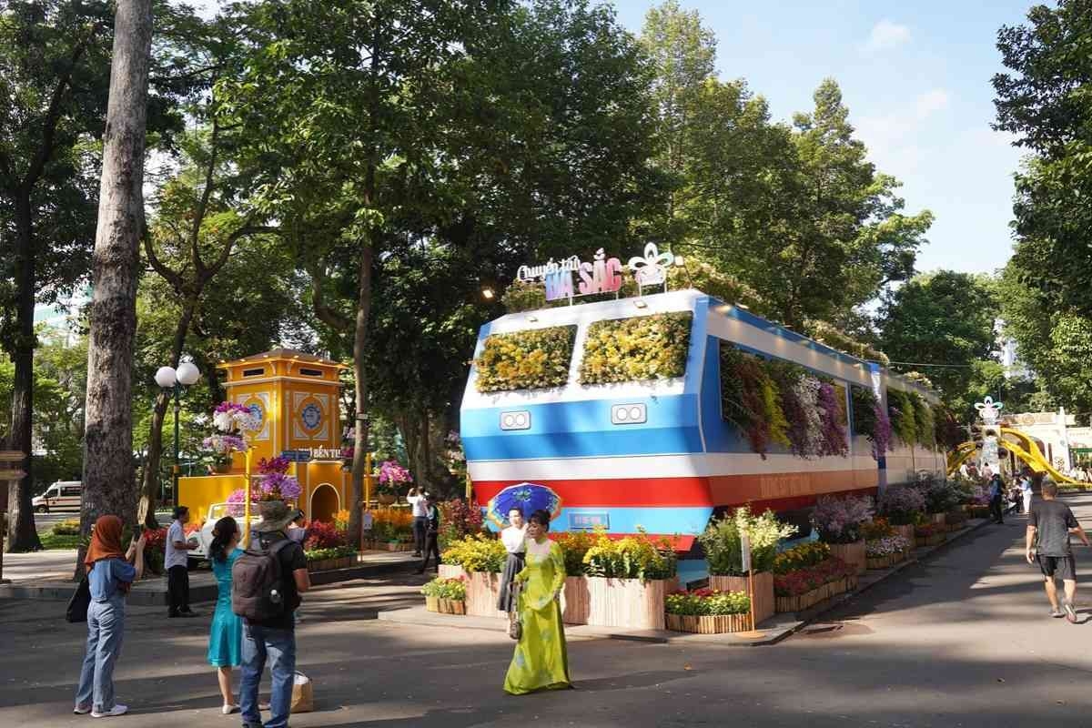 Dễ dàng tham gia vào các sự kiện văn hóa và lễ hội định kỳ ngay tại công viên