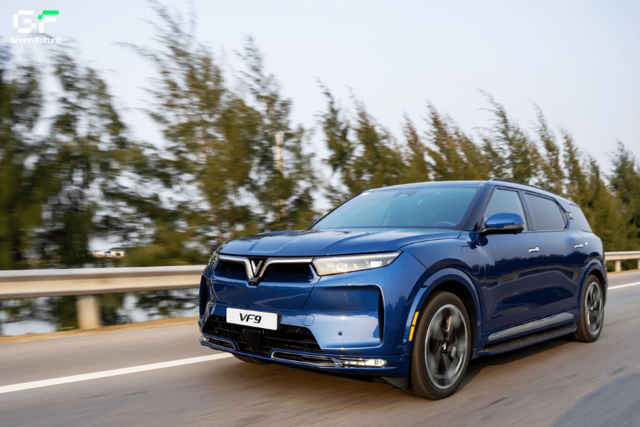 Thuê xe 7 chỗ đi Bến Tre tại Green Future