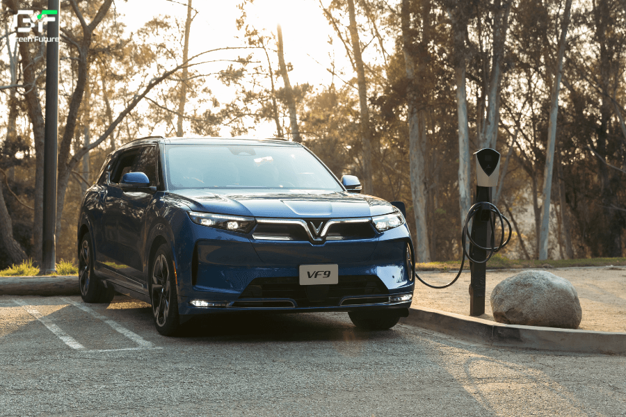 Nhiều ưu đãi dành cho khách hàng khi thuê xe 7 chỗ tự lái Hà Nội tại Green Future