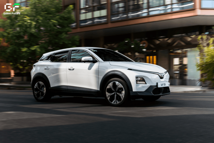 Hướng dẫn thủ tục khi thuê xe tự lái Quận 12 tại Green Future