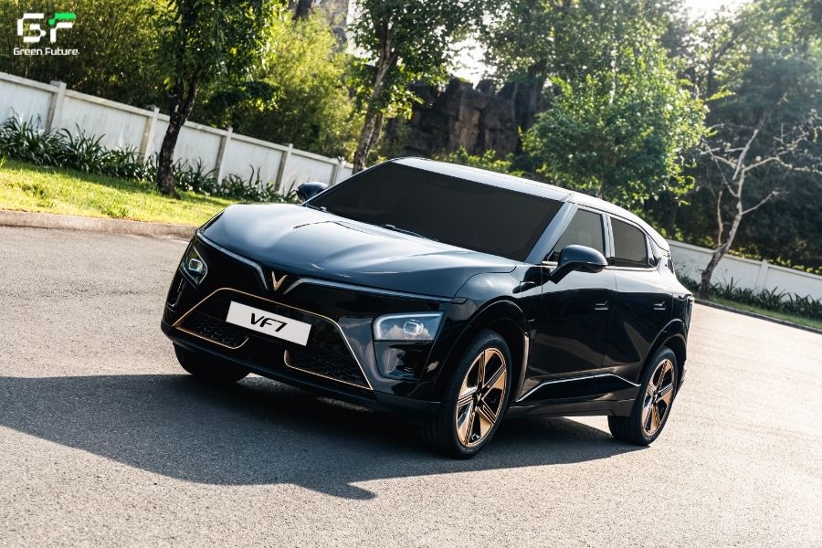 VF 7 Eco di chuyển đến 498 km sau mỗi lần sạc đầy